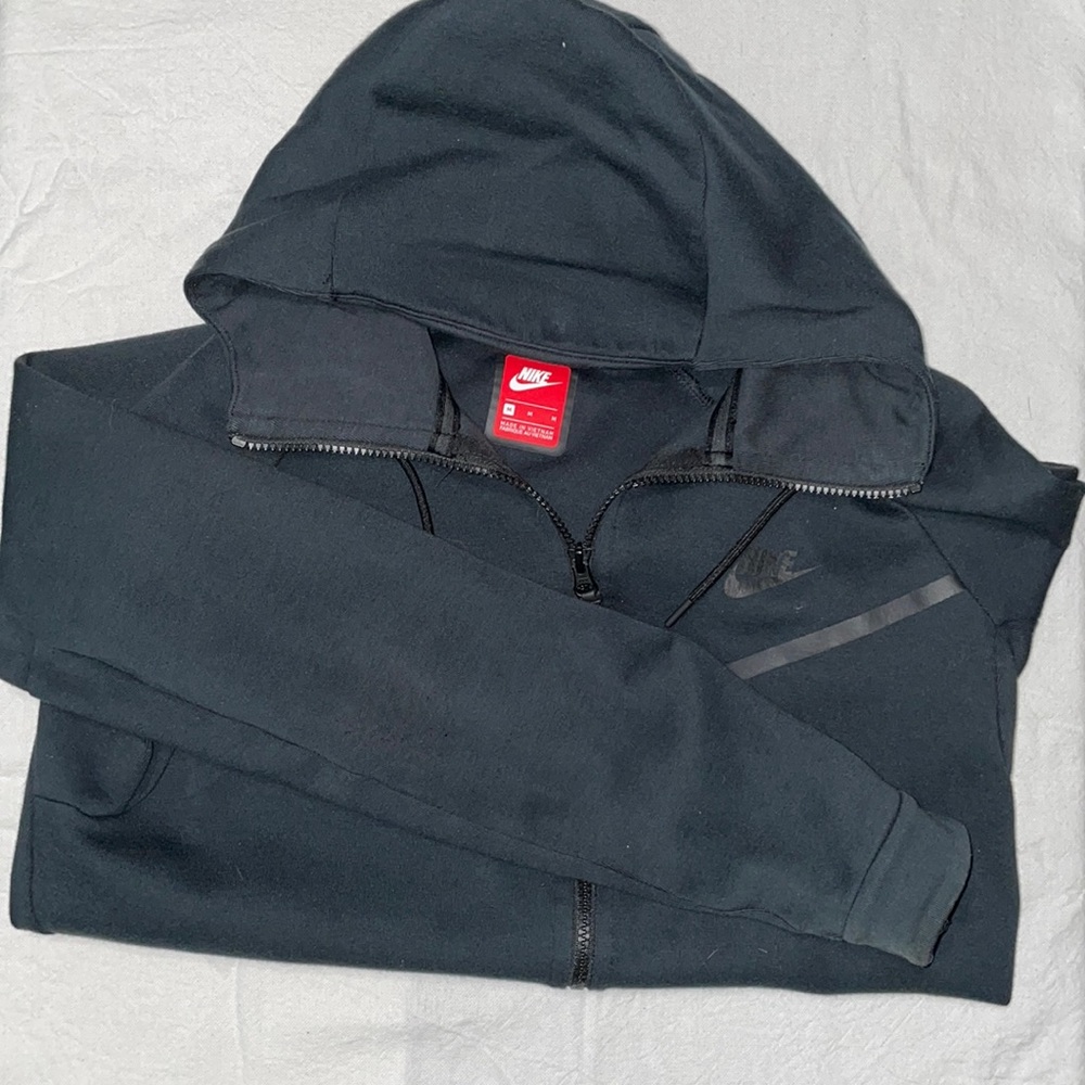 Nike Tech Hoodie